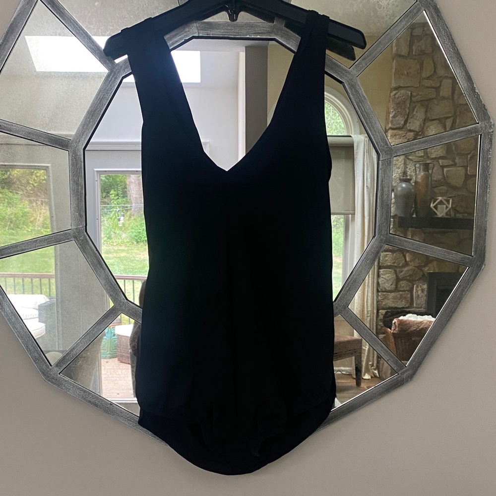 Lands' End Black one piece bathing suit with skirt attached - Picture 3 of 3